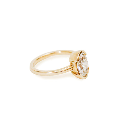 Partial Bezel Oval Lab Grown Diamond Ring